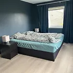 빌라 Spacious Detached House With Garden Perfect For Wed & 스타방에르