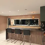 빌라 Spacious Detached House With Garden Perfect For Wed & 스타방에르