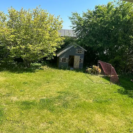 Spacious Detached House With Garden Perfect For Wed &